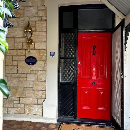Villa On Melbourne St-2